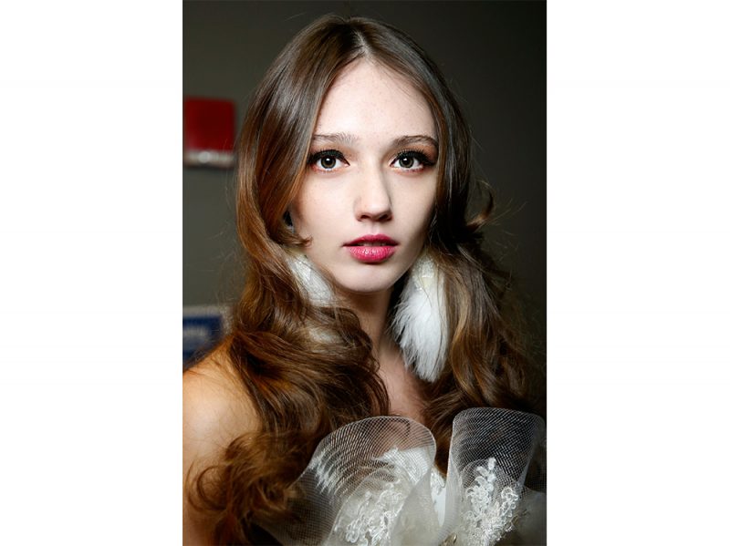 tendenze capelli mossi lunghi primavera estate 2018 (2)