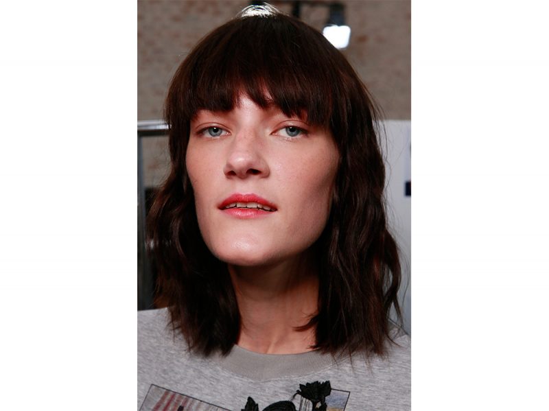 tendenze capelli mossi medi primavera estate 2018 (10)