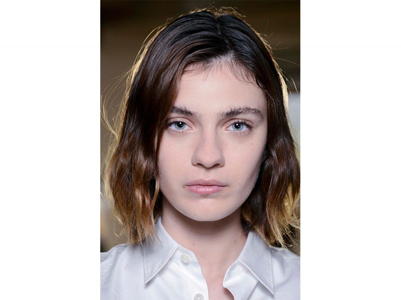 tendenze capelli mossi medi primavera estate 2018 (3)