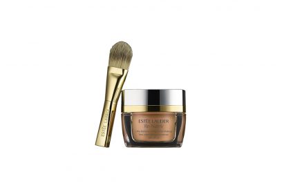 900×900-estee-lauder-re-nutriv-ultra-radiance-lifting-creme-makeup-spf15-fondotinta-lifting-in-crema-n-4c1-outdoor-beige-810