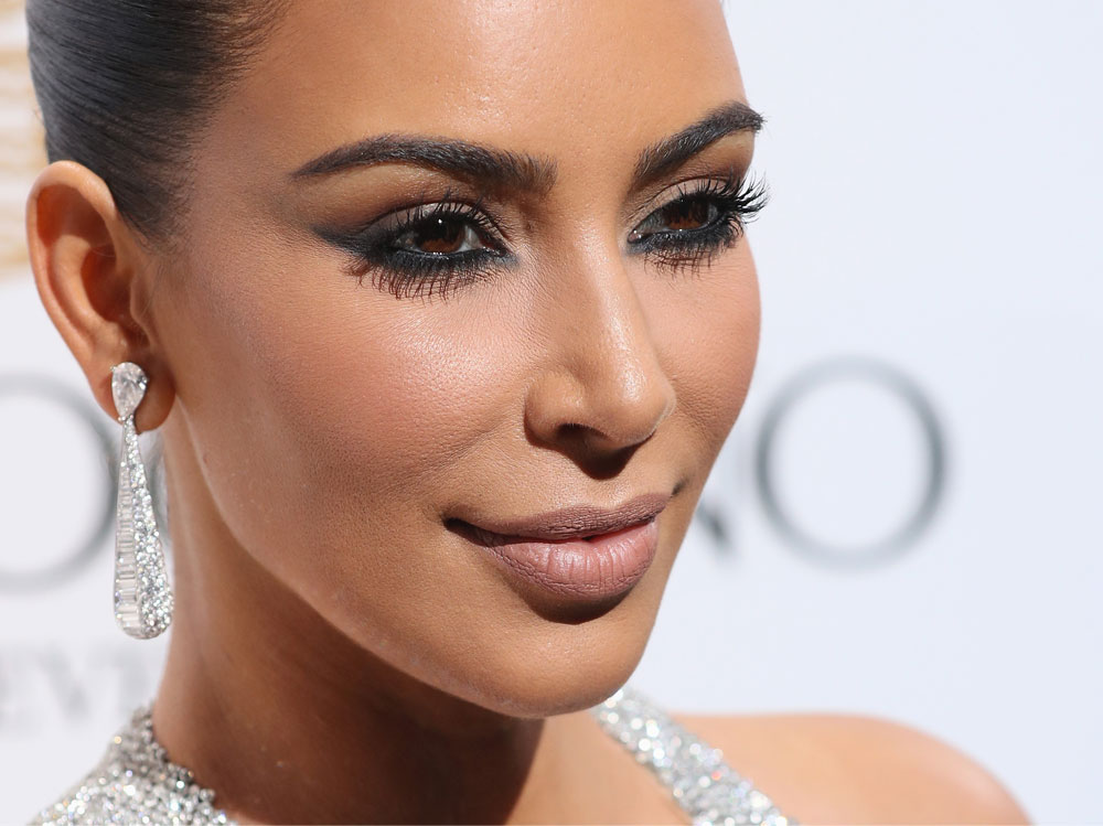 mascara-preferito-kim-kardashian-l-oreal-01