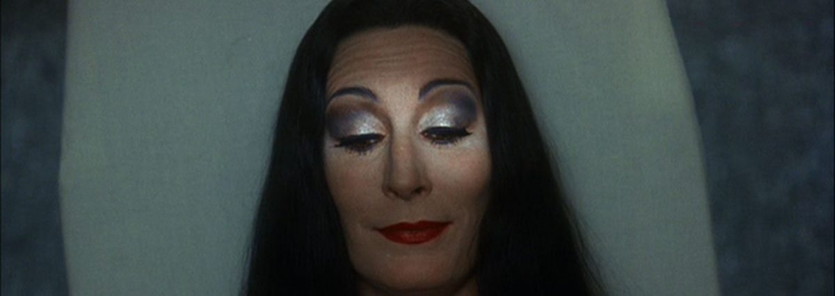 wellness-torture-desk