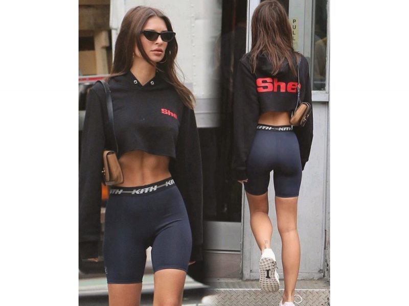 pantaloni adidas emily ratajkowski