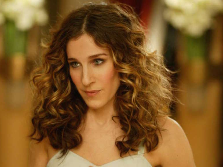 Carrie Bradshaw capelli ricci