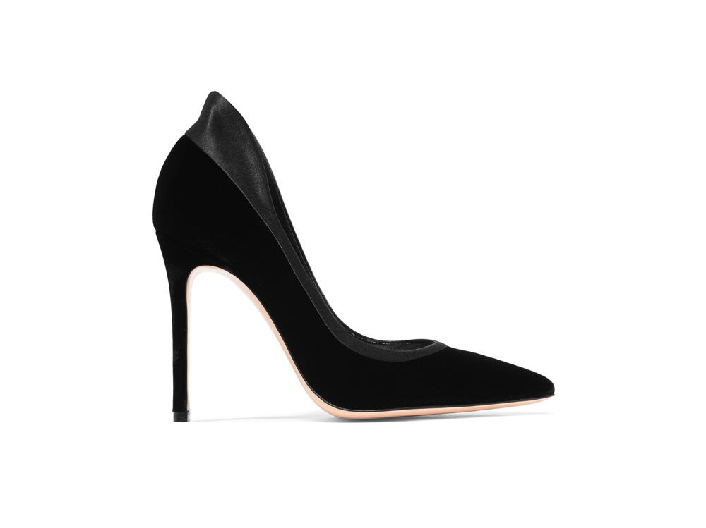 GIANVITO-ROSSI-SU-NET-A-PORTER