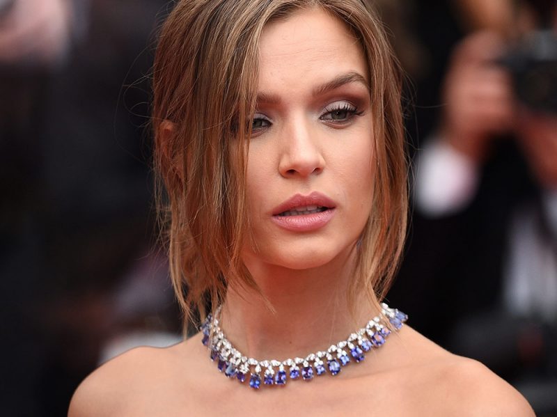 Josephine-Skriver-cannes-goielli