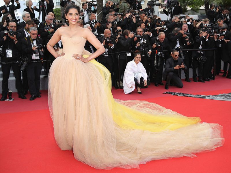 Soonam-Kapoor-cannes