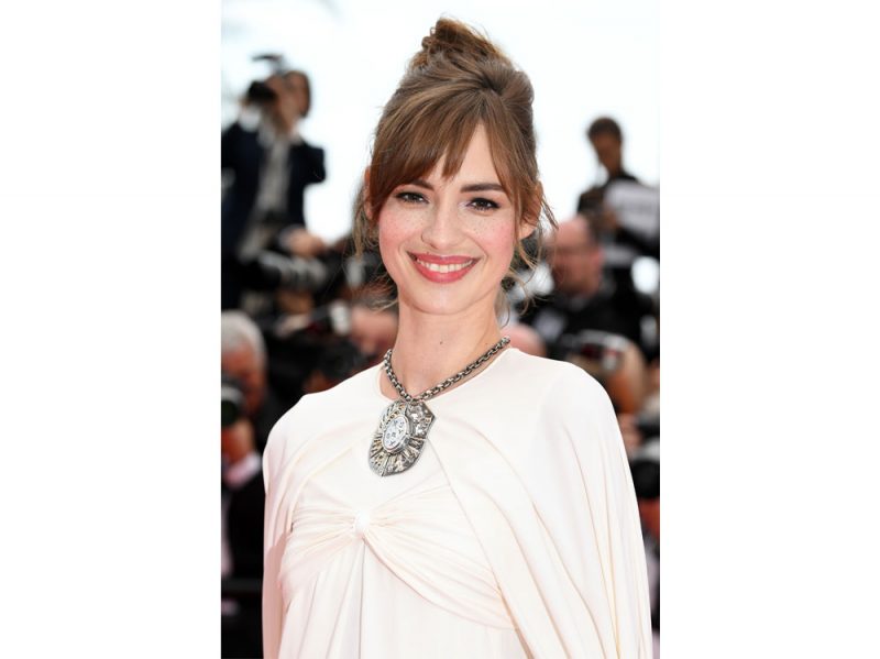 cannes-2018-beauty-look-capelli-acconciature-make-up-unghie-01