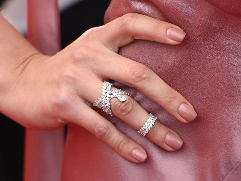 cannes-2018-unghie-manicure-colore-smalto-08