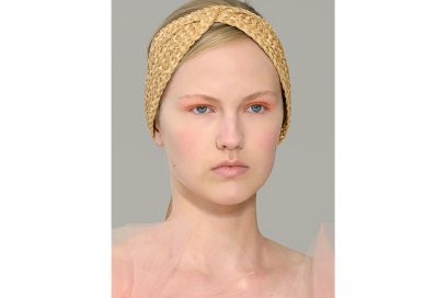 capelli-gli-accessori-estivi-per-impreziosire-la-chioma-Delpozo_clp_W_S18_NY_067_2797975