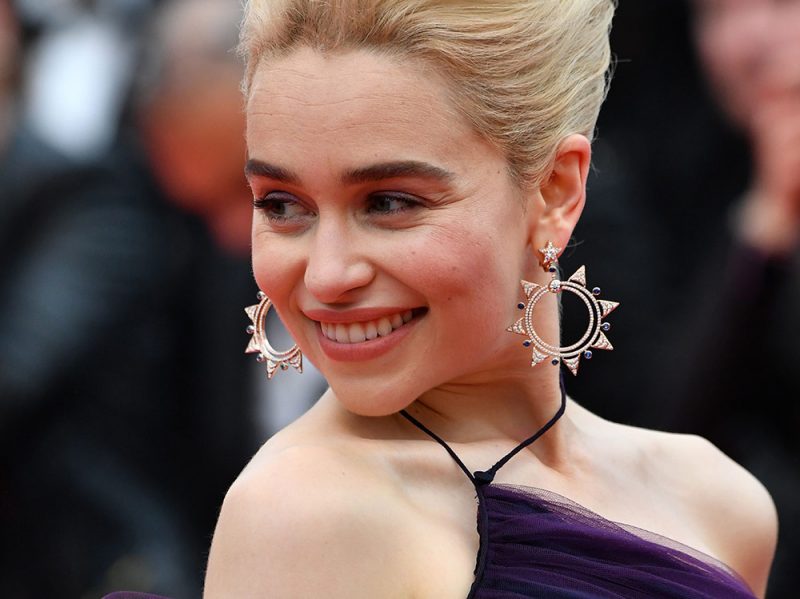 emilia-clarke-cannes-gioielli