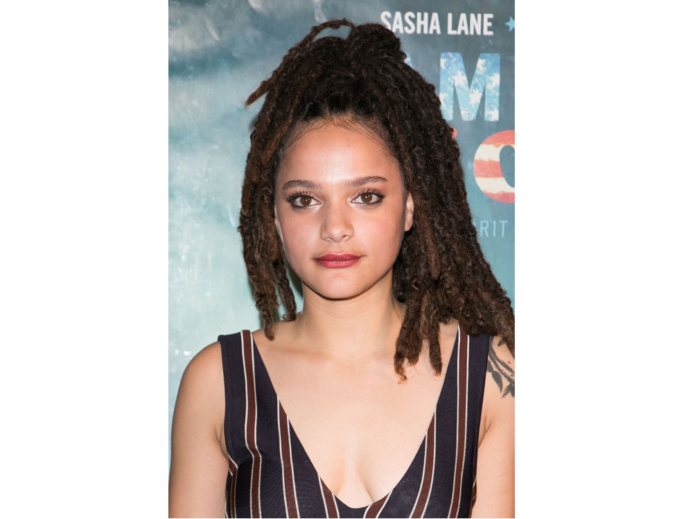 sasha-lane-beauty-look-capelli-make-up-09