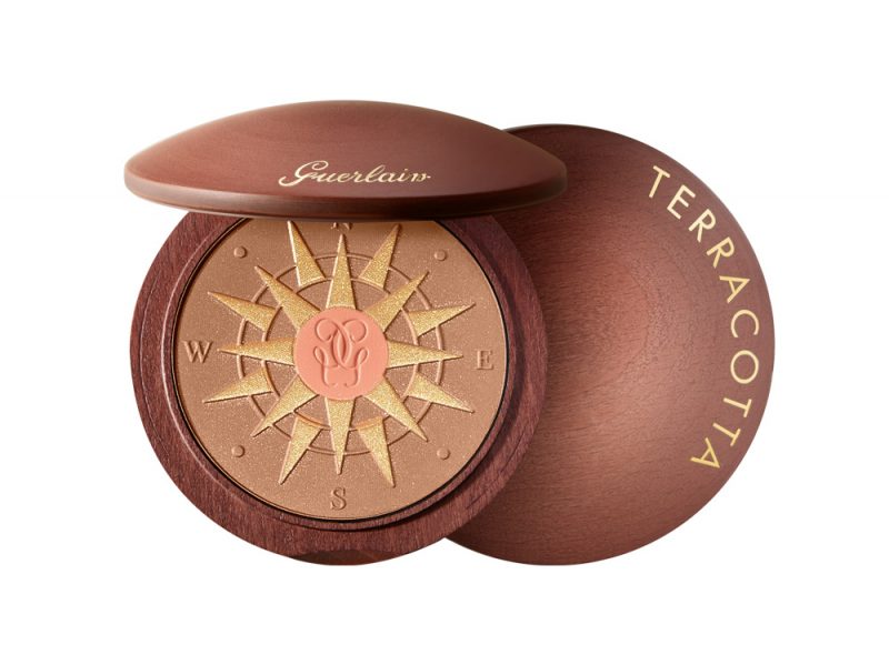 terra-abbronzante-i-consigli-per-un-aspetto- luminoso-terracotta collector route de iles ed. lim. r guerlain_cat18_g042580_w