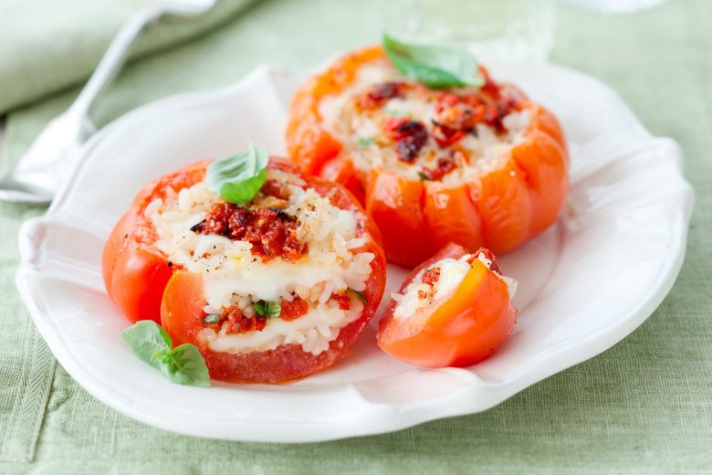 Pomodori ripieni di riso e mozzarella