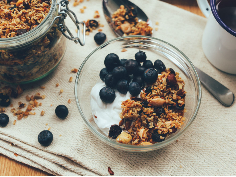 Yogurt cereali integrali bowl