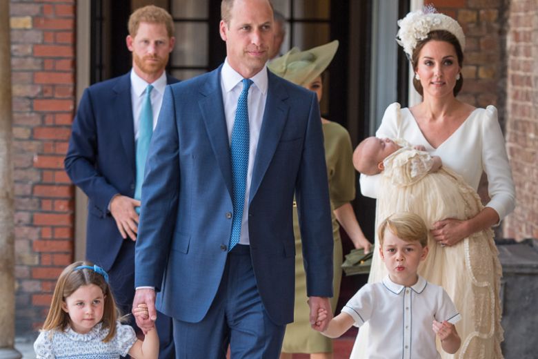 Finalmente abbiamo rivisto il principe Louis, il terzo Royal Baby: ecco le foto del battesimo