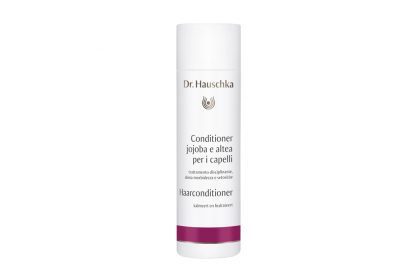 capelli-la-tecnica-del-degrade-i-consigli-dellesperto-thumbnail_Dr. Hauschka Conditioner jojoba e altea per i capelli