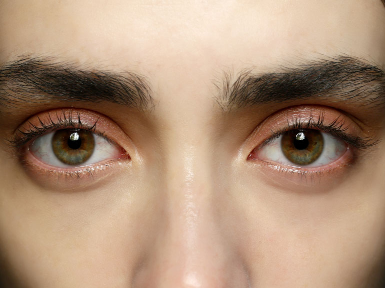 glossy-lids-trucco-occhi-palpebre-glossate-cover-mobile-01