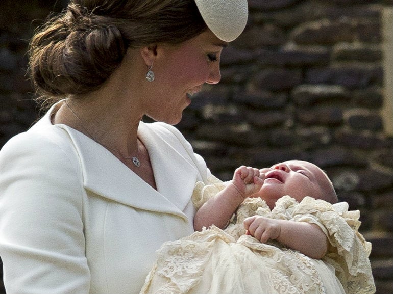 royal baby battesimo outfit