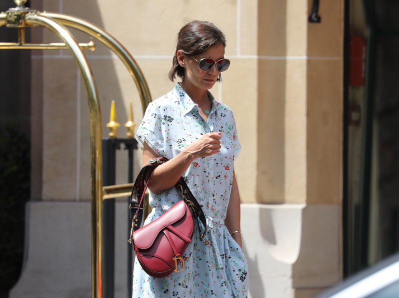 DIOR_SADDLE-BAG_KATIE-HOLMES_STREETSTYLE