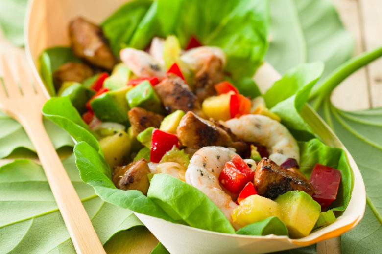 Insalata esotica di pollo e gamberi
