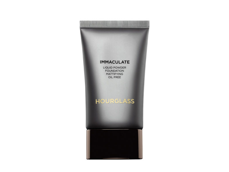 hou023_hourglasscosmetics_immaculateliquidpowderfoundation_1_1560x1960-vbf12