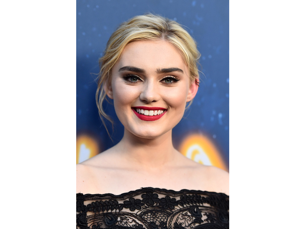 meg donnelly beauty look (12)