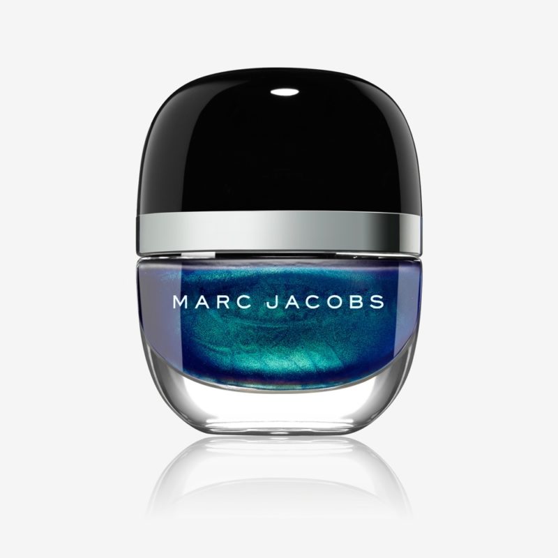smalti-effetto-tropical-per-la-manicure-destate-Marc jacobs beauty Blue Velvet