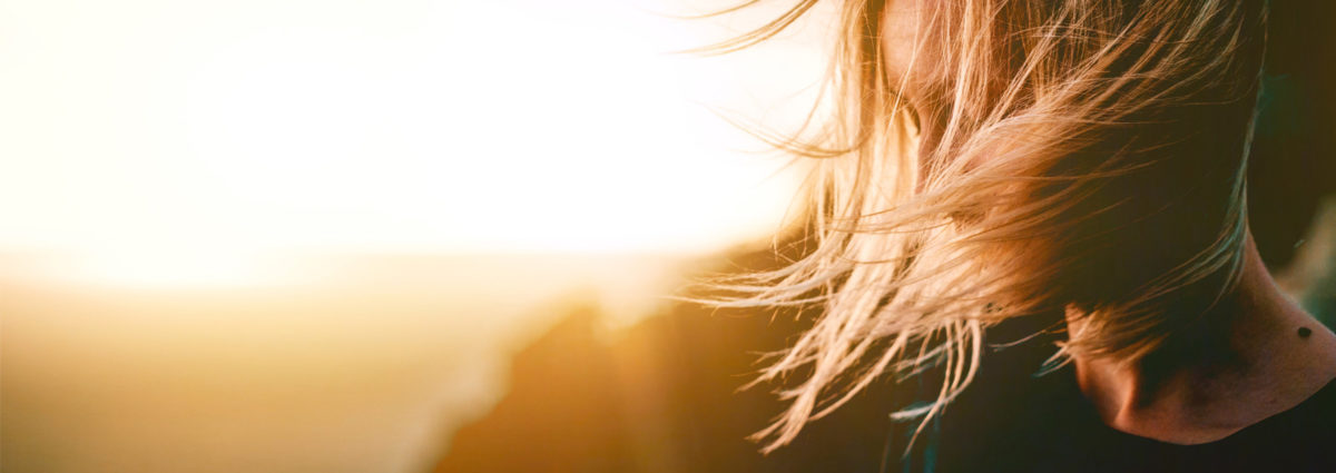 Sunkissed-hair-tinta-capelli-sfumata-per-una-chioma-baciata-dal-sole-tutto-l'anno-COVER-DESKTOP