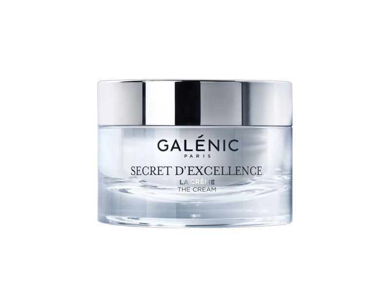 skincare-a-40-anni-problematiche-e-prodotti-adatti-GALENIC SECRET D EXCELLENCE Fondo nero