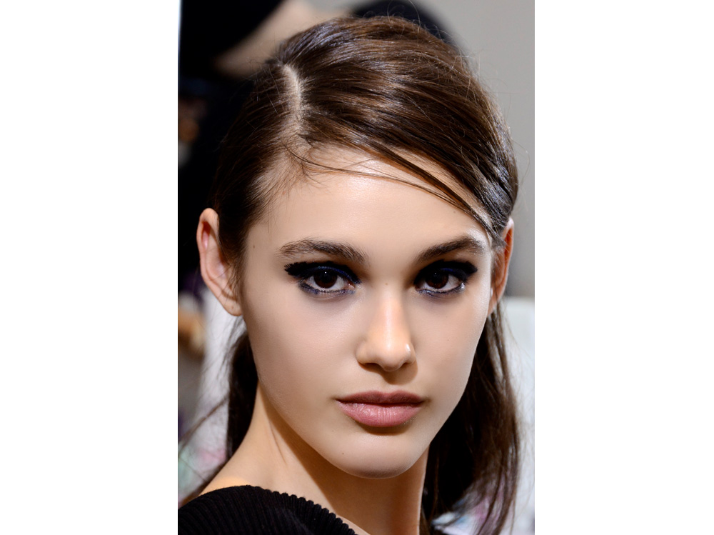 trucco occhi smokey eyes nero tendenza make up autunno inverno 2018 2019 (9)