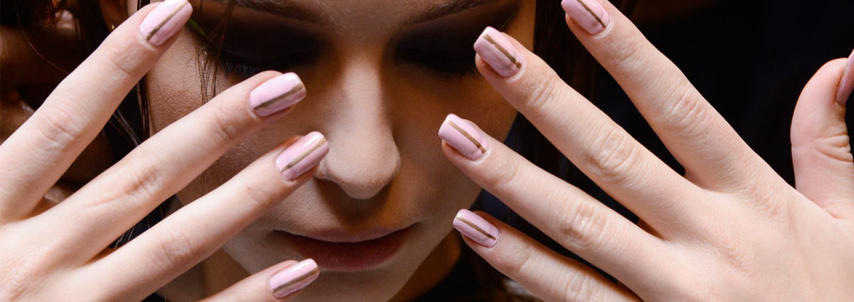 unghie-rosa-cipria-desktop