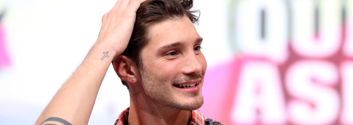 Stefano-De-Martino-cover-desktop