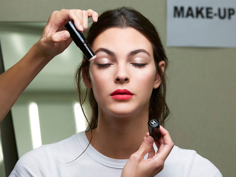 chanel-ss-19-backstage-beauty-16