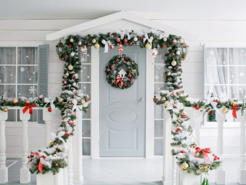 Decorazioni Natalizie Ingresso Casa.7 Errori Da Evitare Nella Scelta Delle Decorazioni Natalizie