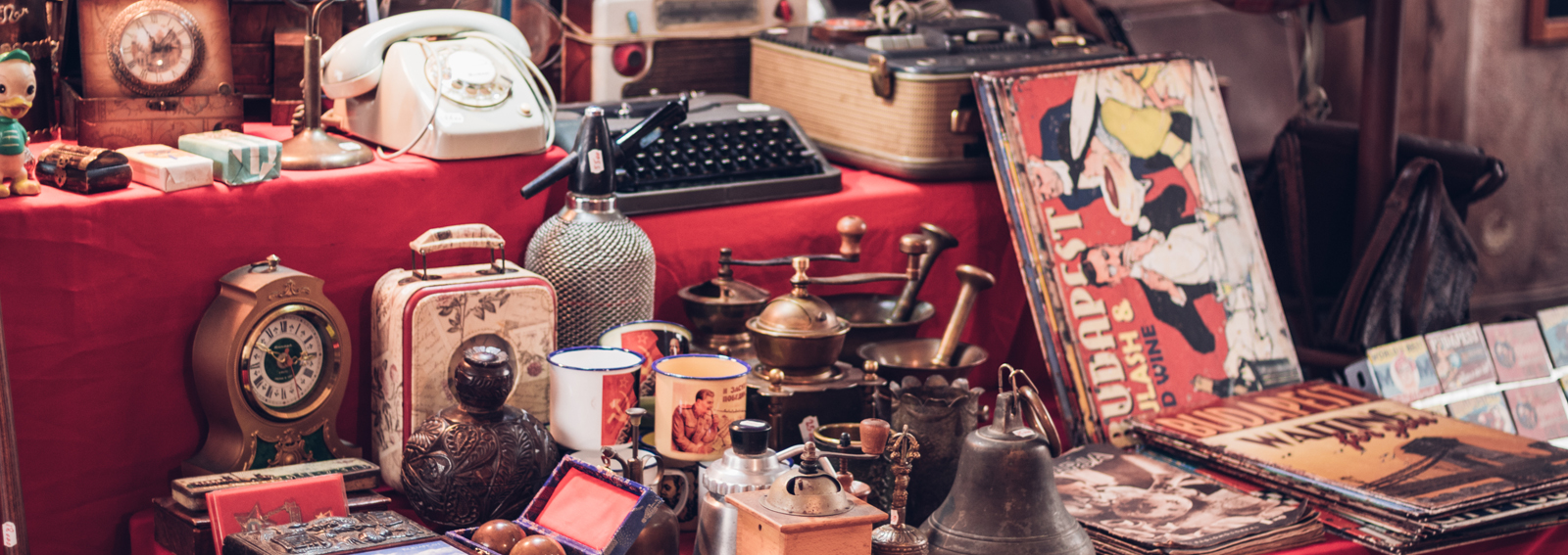 Small group of vintage objects in a flea market