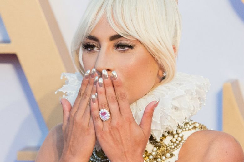 Lady Gaga non si sposa più: rotto il fidanzamento con Christian Carino