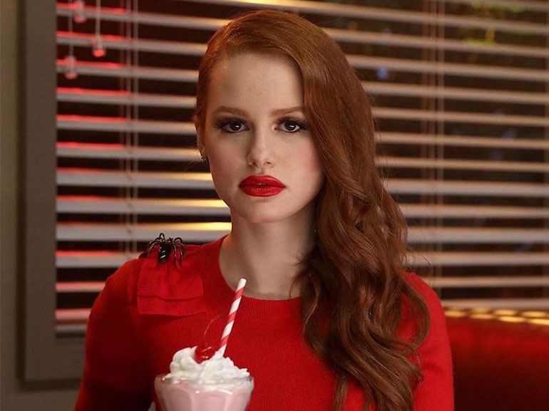 madelaine-petsch-beauty-look-mobile