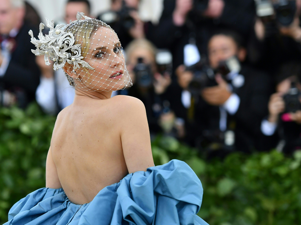 met-gala-2019-evi