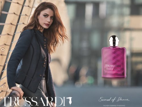 Alla scoperta delle note olfattive del profumo Trussardi Sound of Donna -  Grazia.it