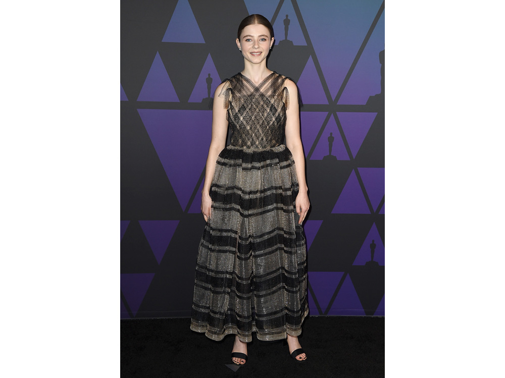Thomasin-McKenzie-in-Schiaparelli-Haute-Couture