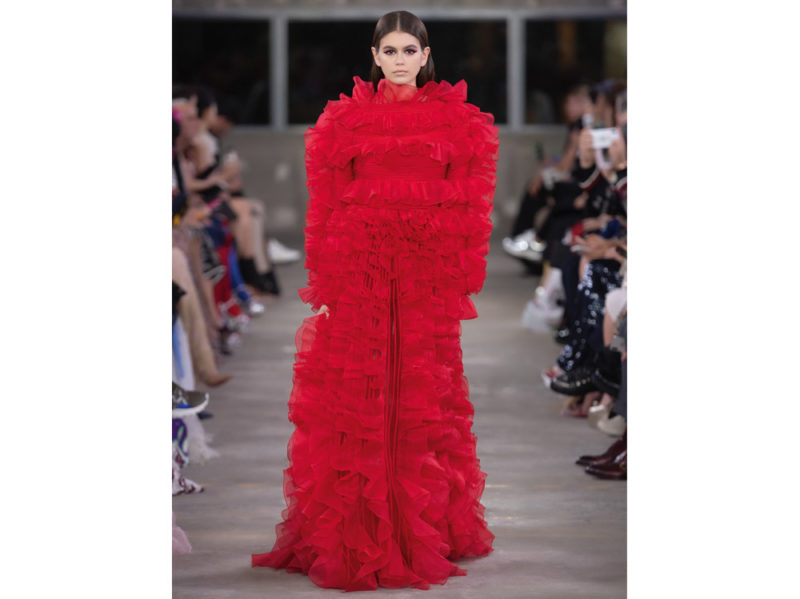 Valentino-TKY-Pre-Fall-19_1