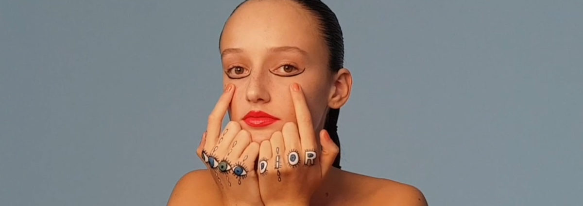 grazia-beauty-shoot-backstage-desktop