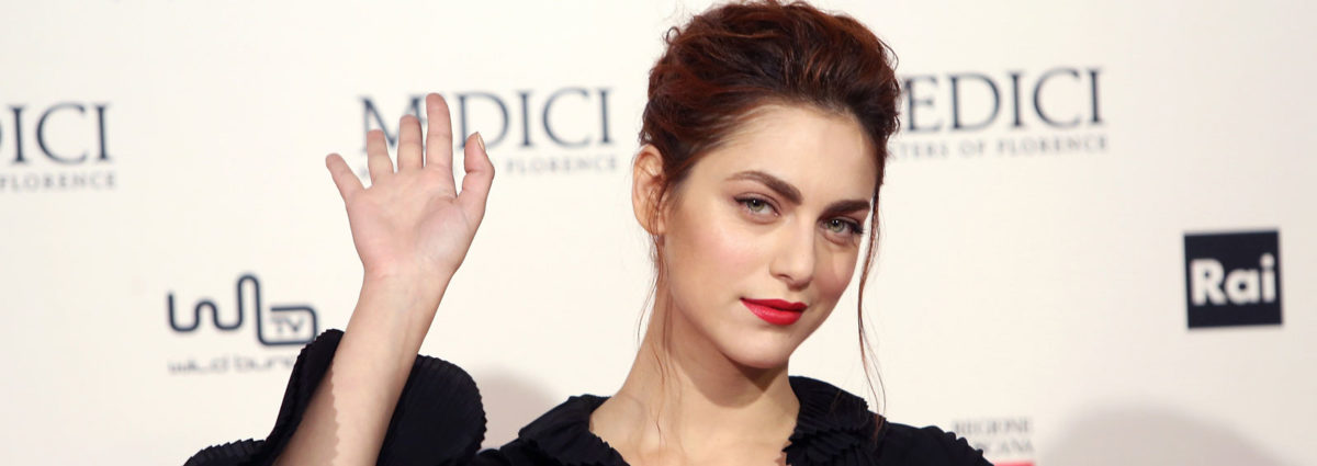 Miriam-Leone-cover-desktop