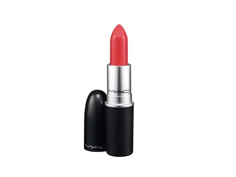 pantone-living-coral-colore-2019-prodotti-make-up-beauty-mac-rossetto-vegas-volt