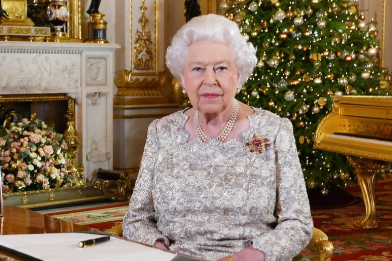 Su Twitter gira voce che la Regina Elisabetta sia morta, ma non è vero