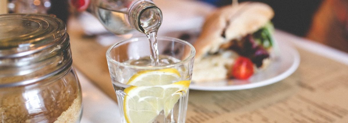 cosa succede se si beve troppa poca acqua desktop