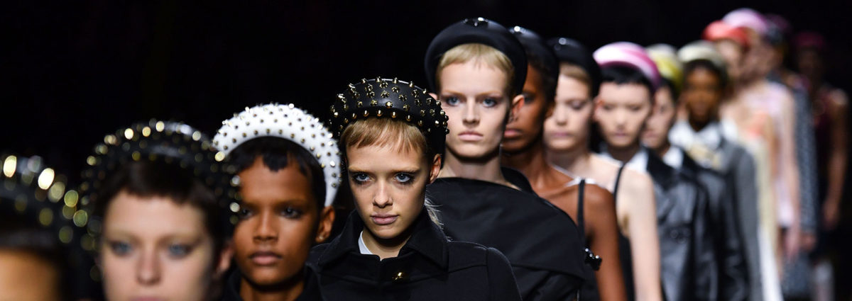 COVER-cerchietto-prada-DESKTOP