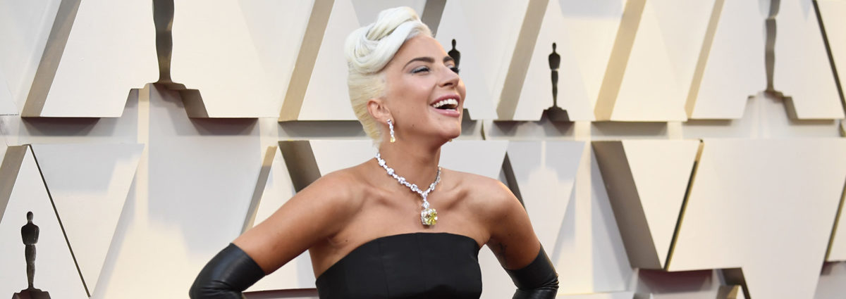 COVER-oscar-red-carpet-lady-gaga-DESKTOP