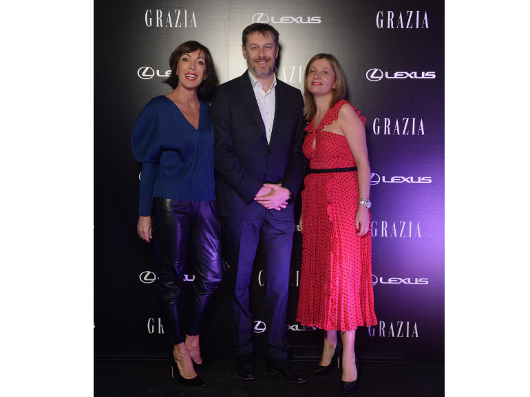 Festa Grazia e Lexus Milano presentazione della nuova AUTOMOBILE LEXUS UX HYBRID